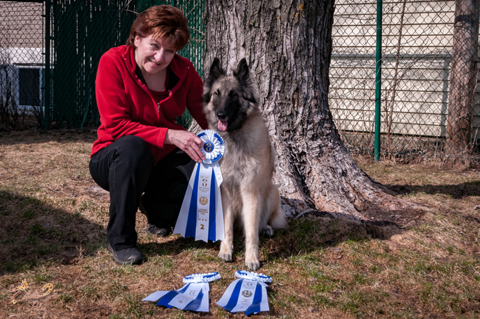 Crystine and Jaina after completing their Rally-O and Obedience Novice classes!